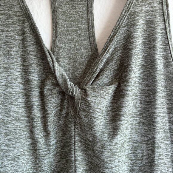 Beyond Toga Twist-Front Tank (SMALL) - Picture 2 of 5